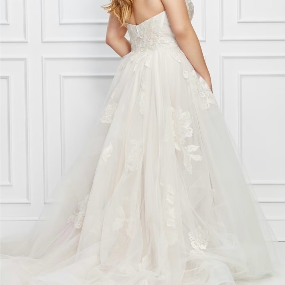 Harmony Strapless Wedding Gown